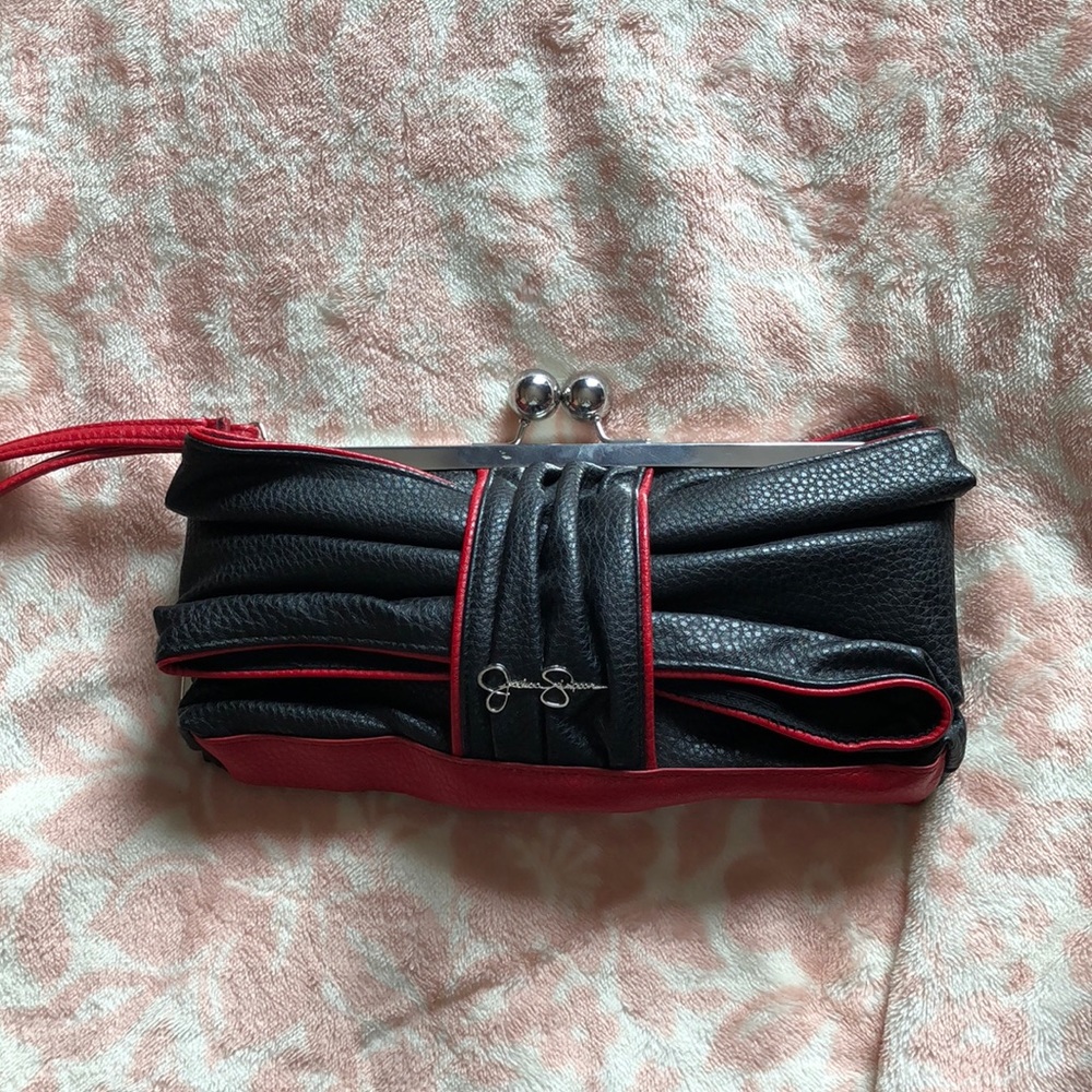 Jessica Simpson clutch